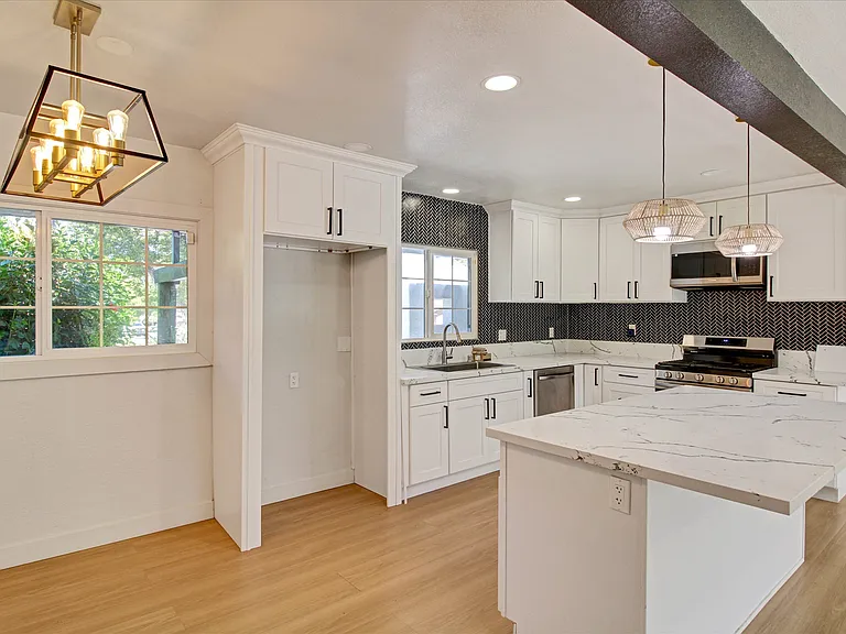 5330 Nottingham Rd — Photo 10