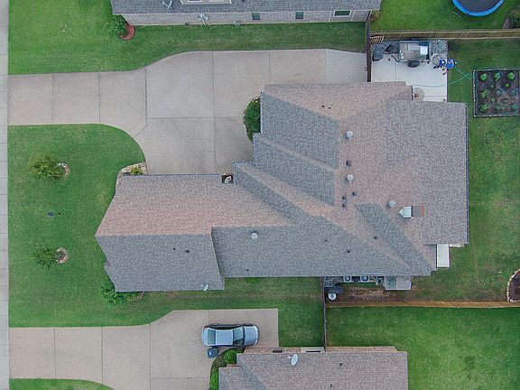2nd image of 411 Long Acre Dr