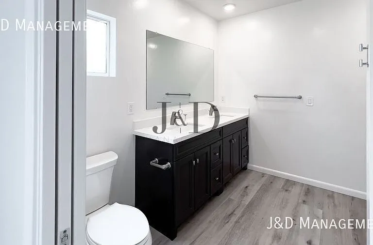 1134-1148 Fresno St — Photo 29