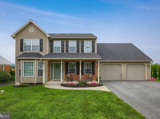 29 N Sheridan Rd, Newmanstown, PA 17073