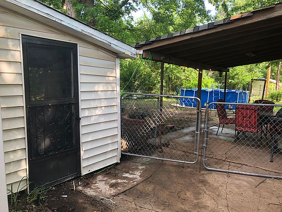 4th image of 306 W Illinois Ave