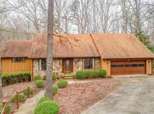 1442 Lakeshore Cir, Gainesville, GA 30501