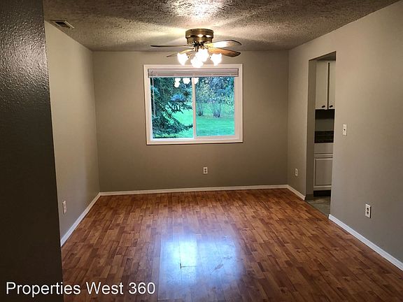 3rd image of 6918 NE 107th Ave