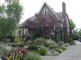 910 24th Ave, Seattle, WA 98122