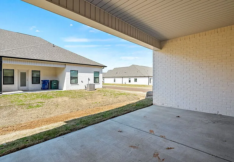 411 Raleigh Elm Dr SW — Photo 25