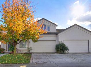 8873 White Peacock Ct, Elk Grove, CA 95624