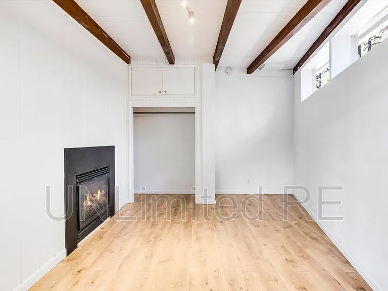 516 N James St — Photo 12
