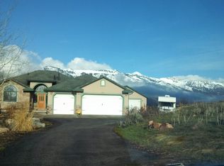 3927 N Mountainoak Dr, Eden, UT 84310