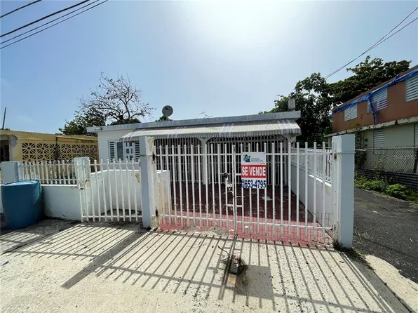 143 2st Vieques Cv, Loiza, PR 00772