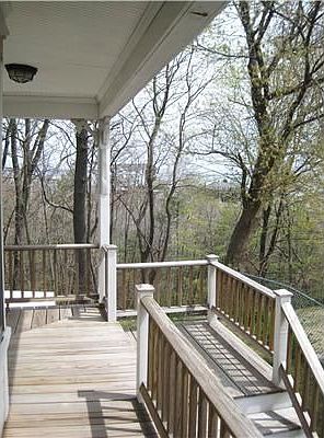 5th image of 14 Hillcrest Ave