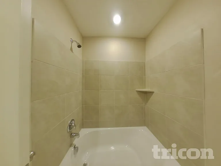 1704 Claireborne Ct — Photo 14