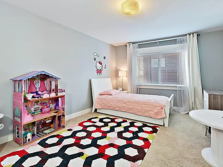 823 Kirkland Way — Photo 14