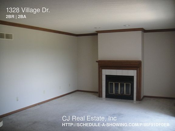 4th image of 1328 NW Village Dr