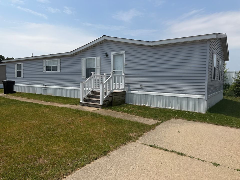 1st image of 926 Pinecreek #172