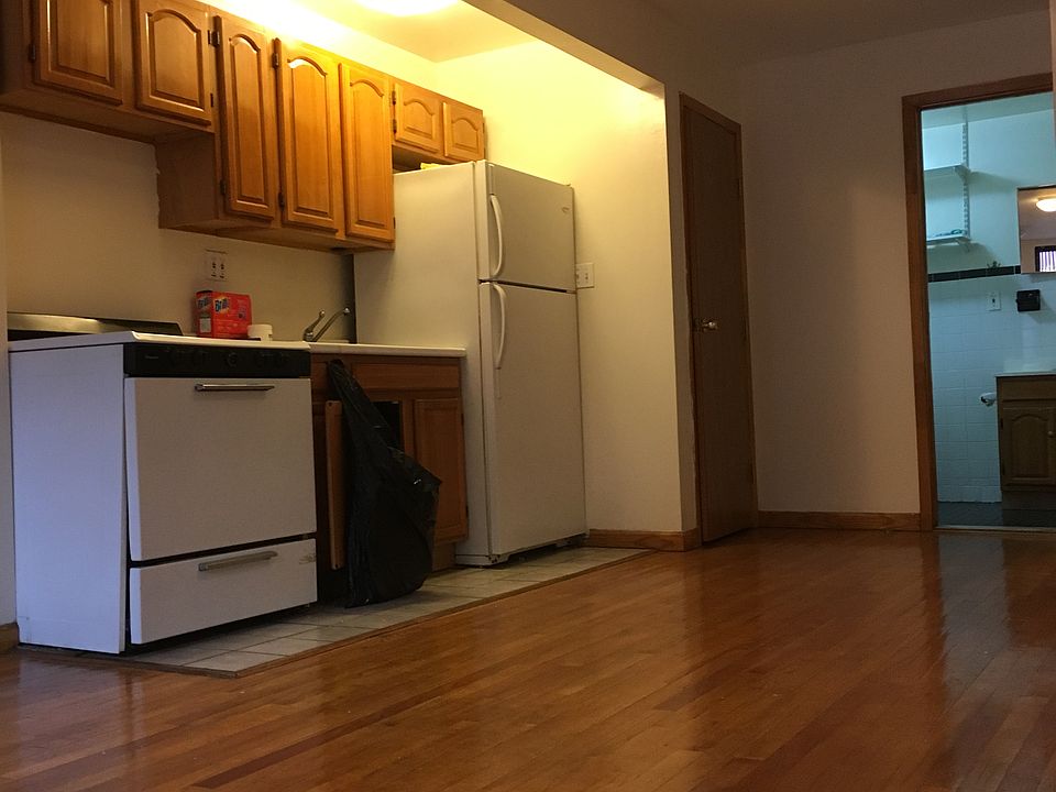 2nd image of 1797 Lexington Ave APT 2B
