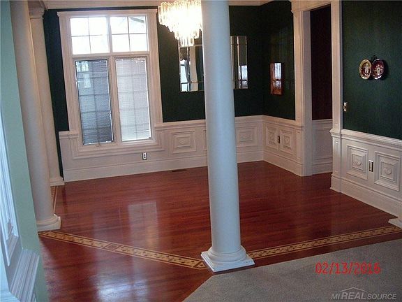 4th image of 48228 Conifer Dr