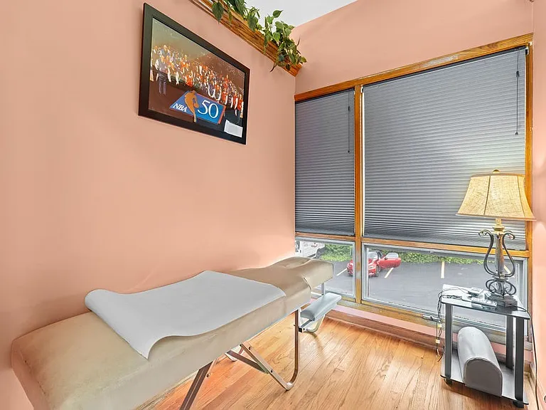 1628 W Genesee St — Photo 16