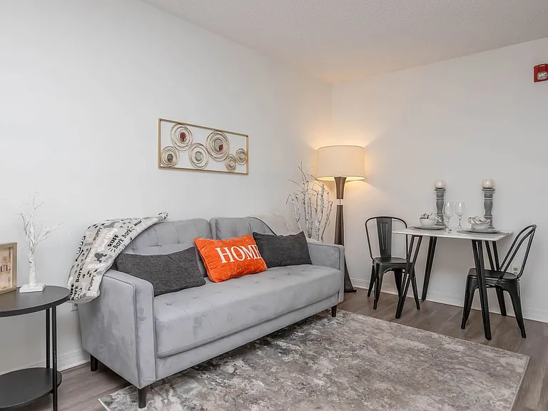 Vivo Living Jacksonville — Photo 24