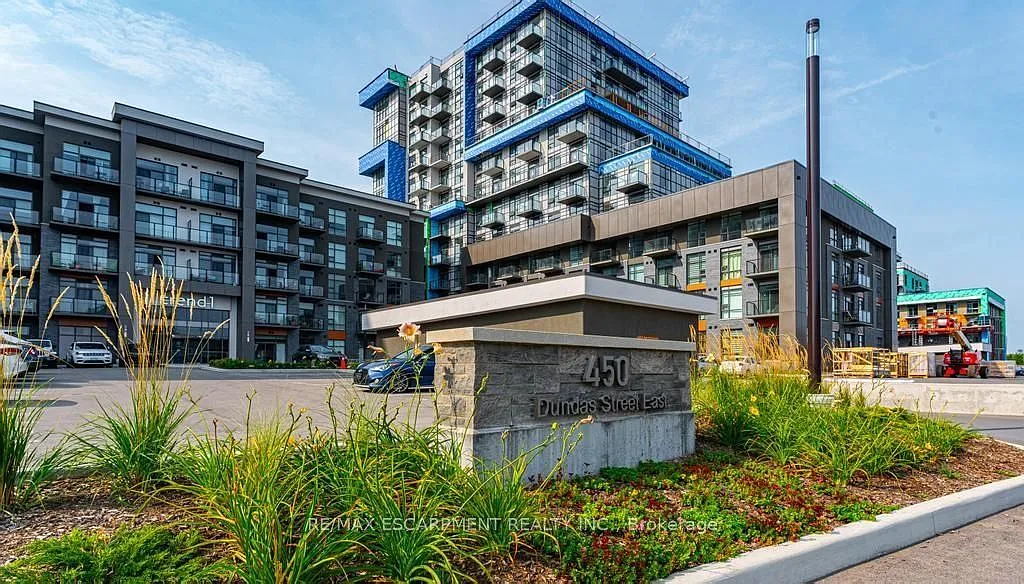 1 bed, $1,999 — Photo 1
