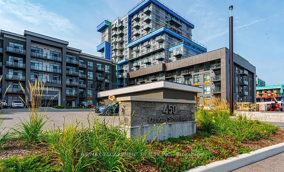 450 Dundas St E #503