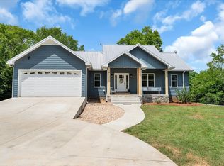 1174 Majors Cemetery Rd, Lynchburg, TN 37352