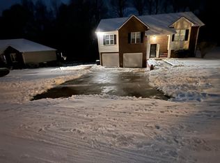 1517 Running Deer Dr NW, Conover, NC 28613