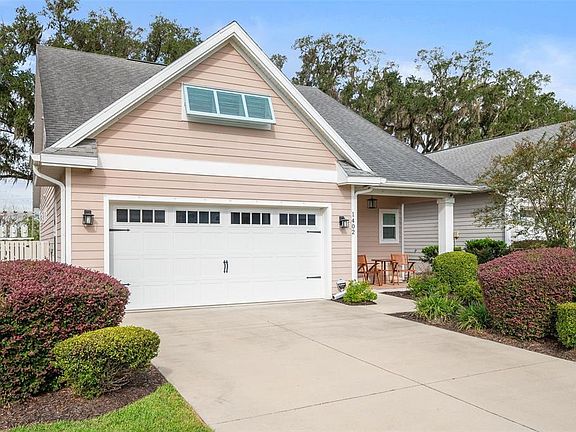 3rd image of 1402 NW 121ST WAY