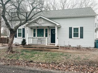 509 N Sparta St, Okawville, IL 62271