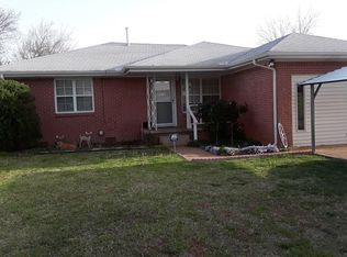 422 W Pierce St, Purcell, OK 73080