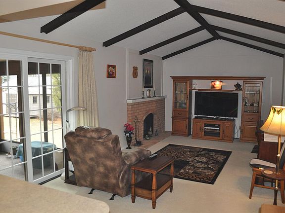 4th image of 1015 Lamplighter Ln