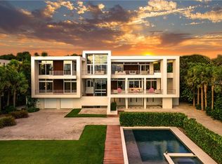 814 N Casey Key Rd, Osprey, FL 34229