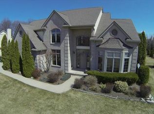 3865 May Center Rd, Lake Orion, MI 48360