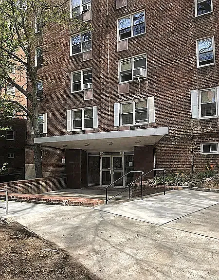 Pelham Rd — Photo 22