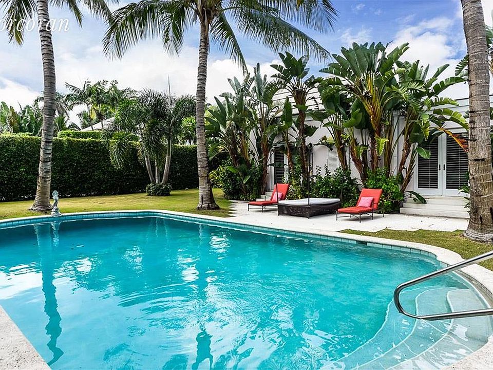 2nd image of 207 Bahama Ln