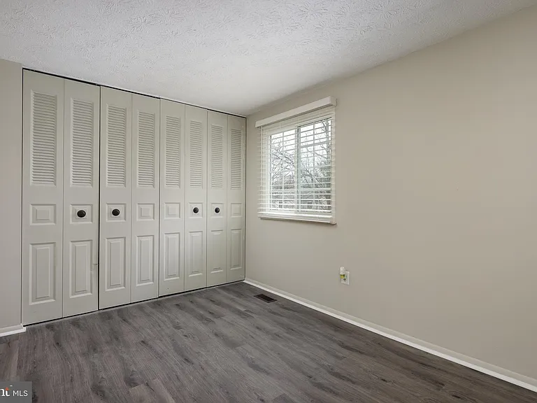 8736 Susquehanna St — Photo 22