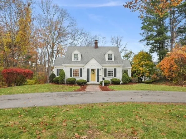 1297 Old Worcester Rd, Framingham, MA 01701