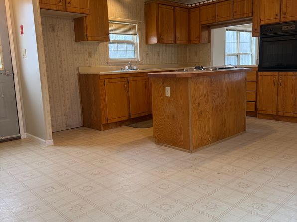 60 Pine Ridge Rd #60