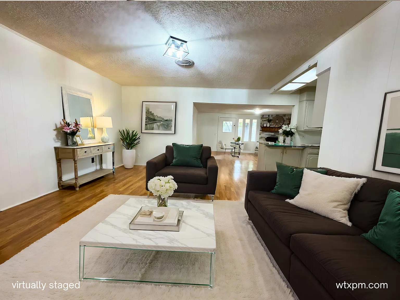 4 bed, 1687 sqft, $2,250 — Photo 2
