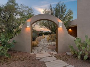 12 Dustin Ct, Placitas, NM 87043