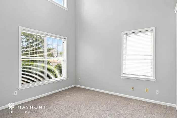 5 bed, 2.5 bath, 2847 sqft, $2,595 — Photo 4