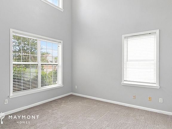 4th image of 405 Lava Ln