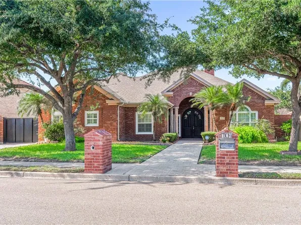 704 Redbud Ave, McAllen, TX 78504