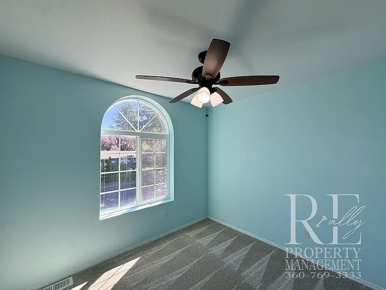 2994 NE Loyola St — Photo 24