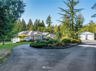 8812 Buttonwood Ln NE, Olympia, WA 98516