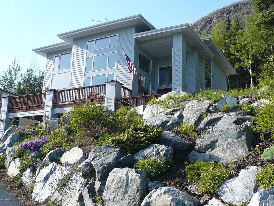 1st image of 20611 Williamsburg Dr