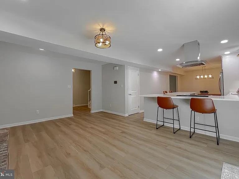 22373 Enoch Rd — Photo 28