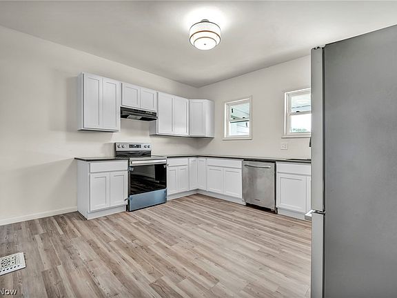 5th image of 530 Mishler Rd