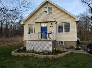1037 Steuben Ave, New Milford, NJ 07646
