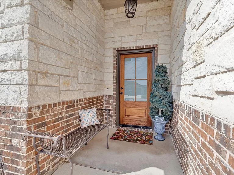 8508 Glade Dr — Photo 5