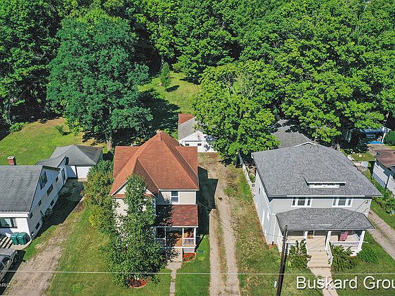 3rd image of 14547 16th Ave